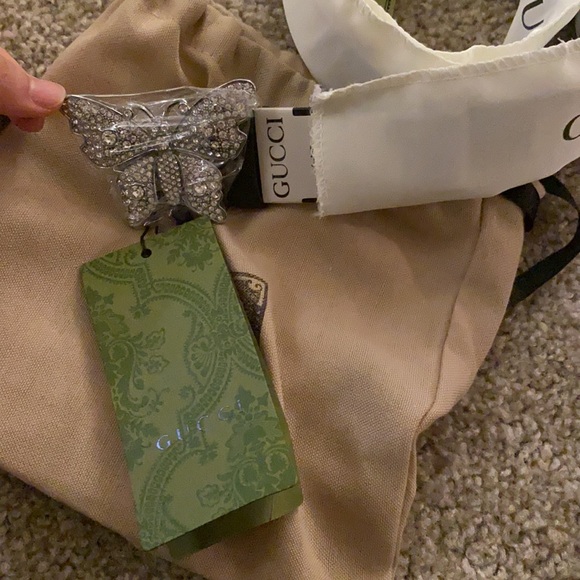 Gucci Butterfly Belt Black Leather - Picture 5 of 10